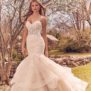 Mori Lee Wedding dress Style 8118